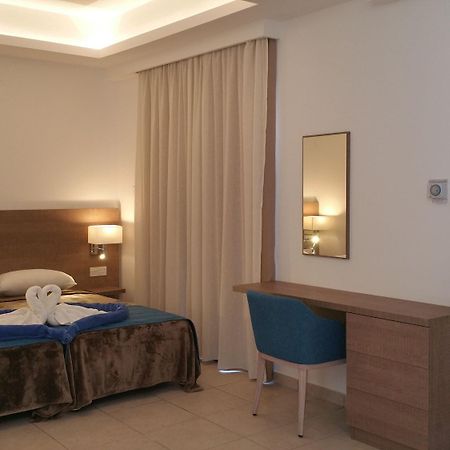 Marica'S Boutique Hotel Kissonerga Buitenkant foto