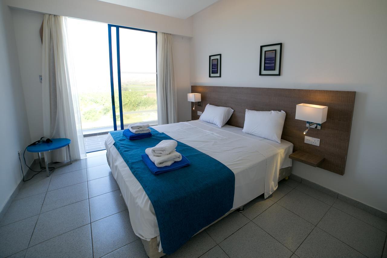 Marica'S Boutique Hotel Kissonerga Buitenkant foto